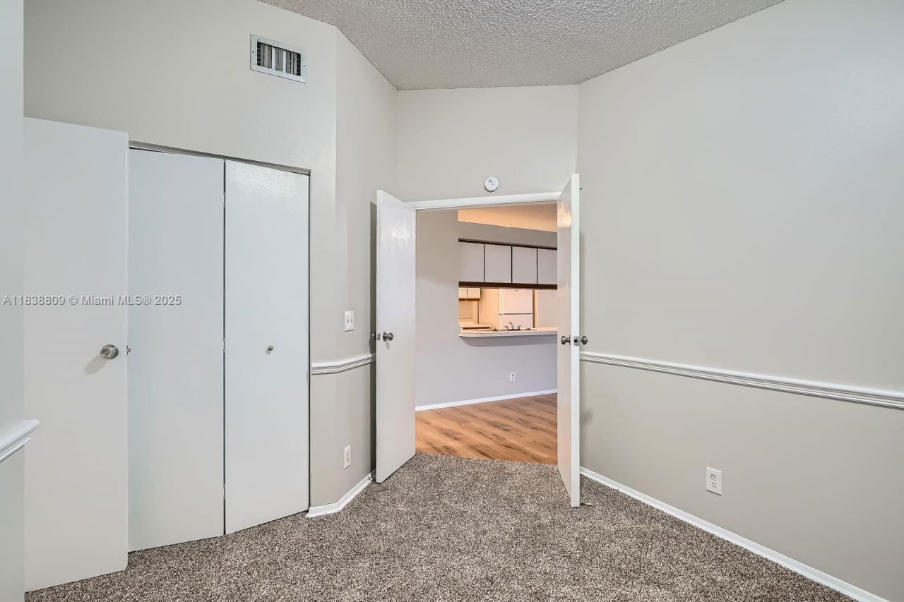 10897 Grandview Ct, Royal Palm Beach, FL 33411 Photo