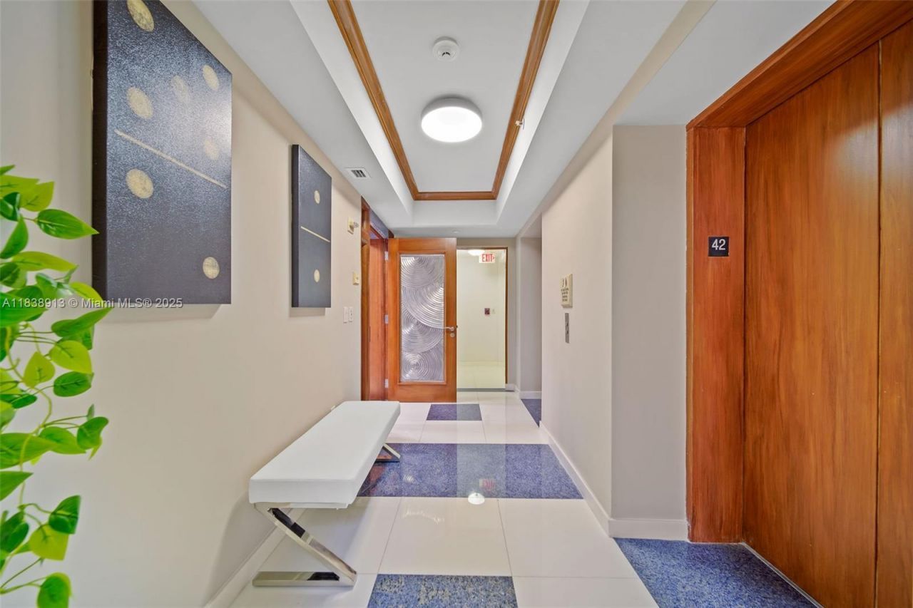 17875 Collins Ave, Unit 4205 (AVAI, Sunny Isles Beach, FL 33160 Photo