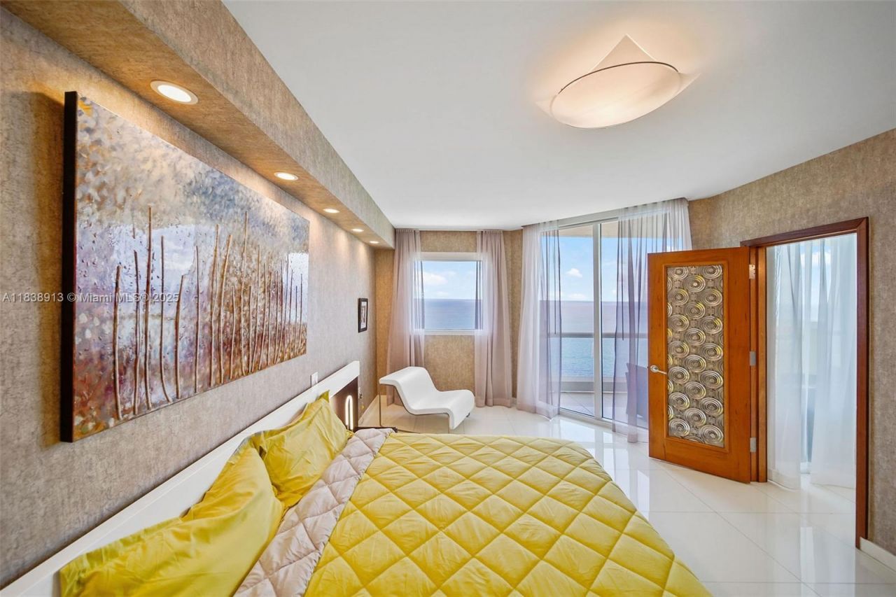 17875 Collins Ave, Unit 4205 (AVAI, Sunny Isles Beach, FL 33160 Photo