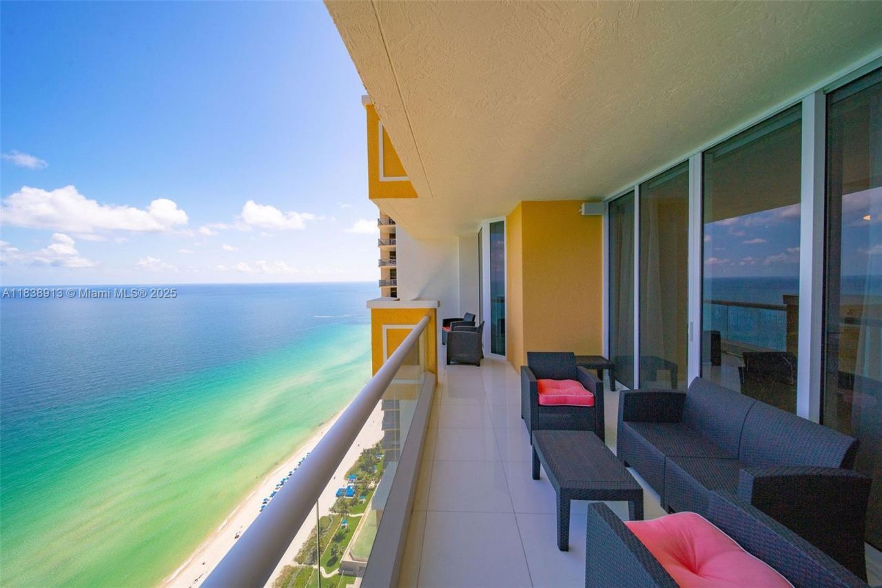 17875 Collins Ave, Unit 4205 (AVAI, Sunny Isles Beach, FL 33160 Photo