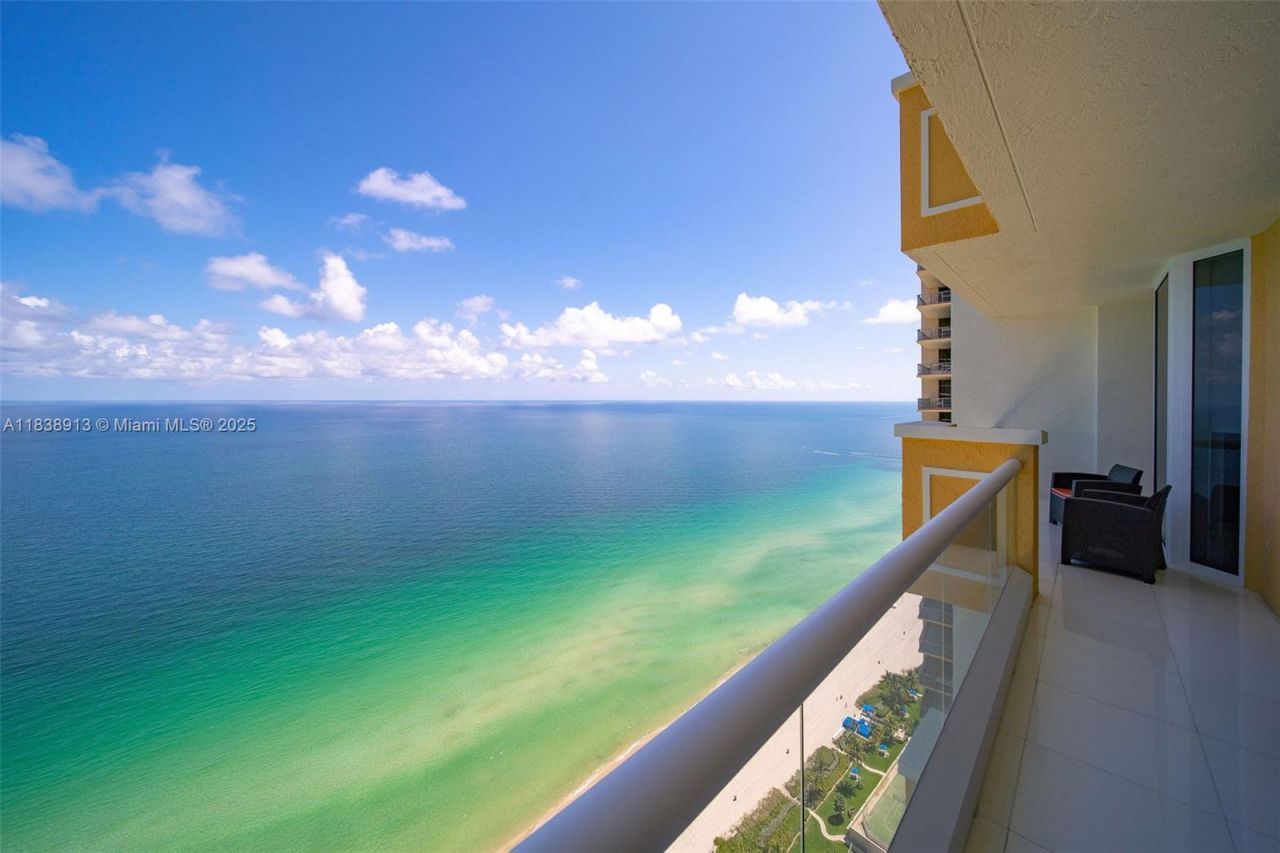 17875 Collins Ave, Unit 4205 (AVAI, Sunny Isles Beach, FL 33160 Photo