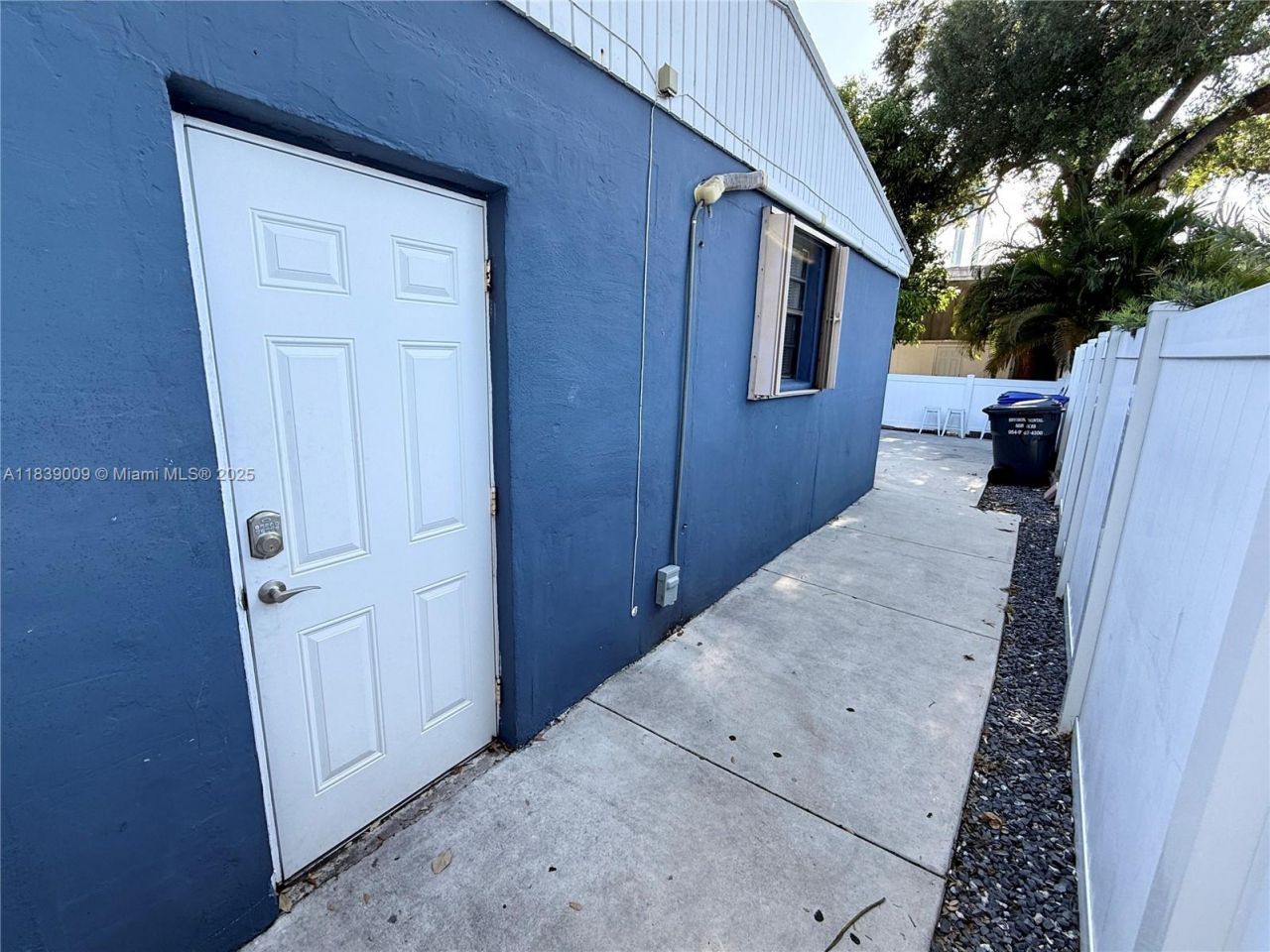 2406 N 28th Ave, Hollywood, FL 33020 Photo