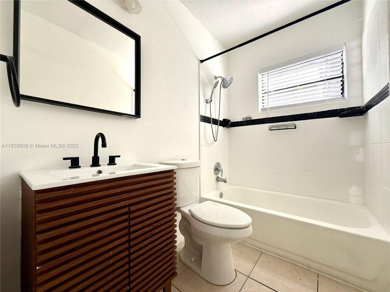 2406 N 28th Ave, Hollywood, FL 33020 Photo