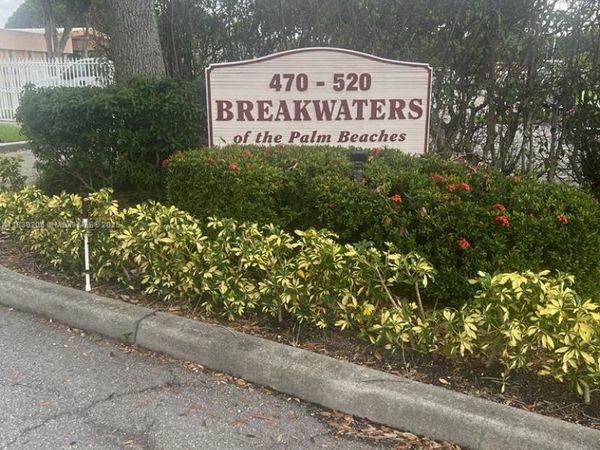 500 Executive Center Dr, Unit 2G, West Palm Beach, FL 33401