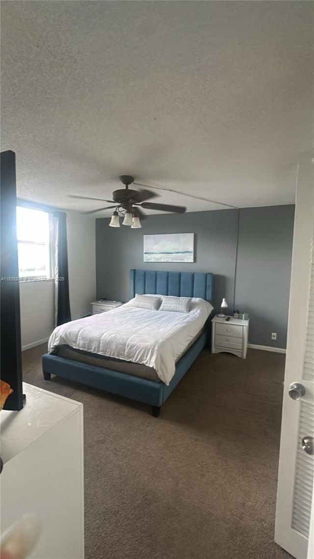 500 Executive Center Dr, Unit 2G, West Palm Beach, FL 33401 Photo