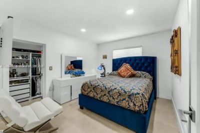 323 NW 136th Pl, Miami, FL 33182 Photo