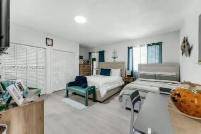 323 NW 136th Pl, Miami, FL 33182 Photo