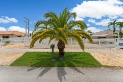 323 NW 136th Pl, Miami, FL 33182 Photo