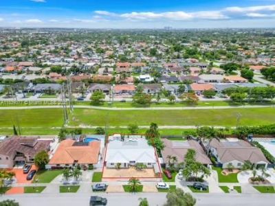 323 NW 136th Pl, Miami, FL 33182 Photo