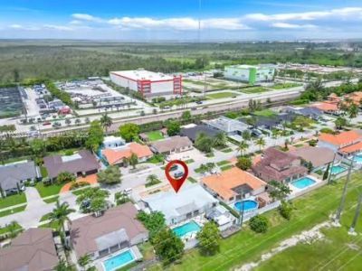 323 NW 136th Pl, Miami, FL 33182 Photo