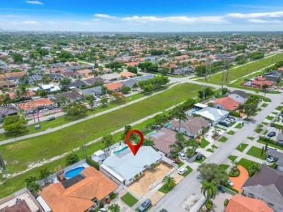 323 NW 136th Pl, Miami, FL 33182 Photo