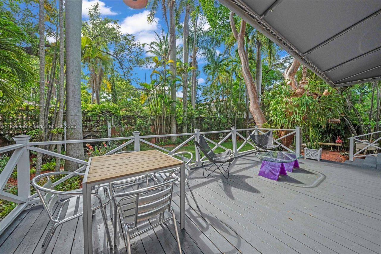 2665 SW 17th Ave, Miami, FL 33133 Photo