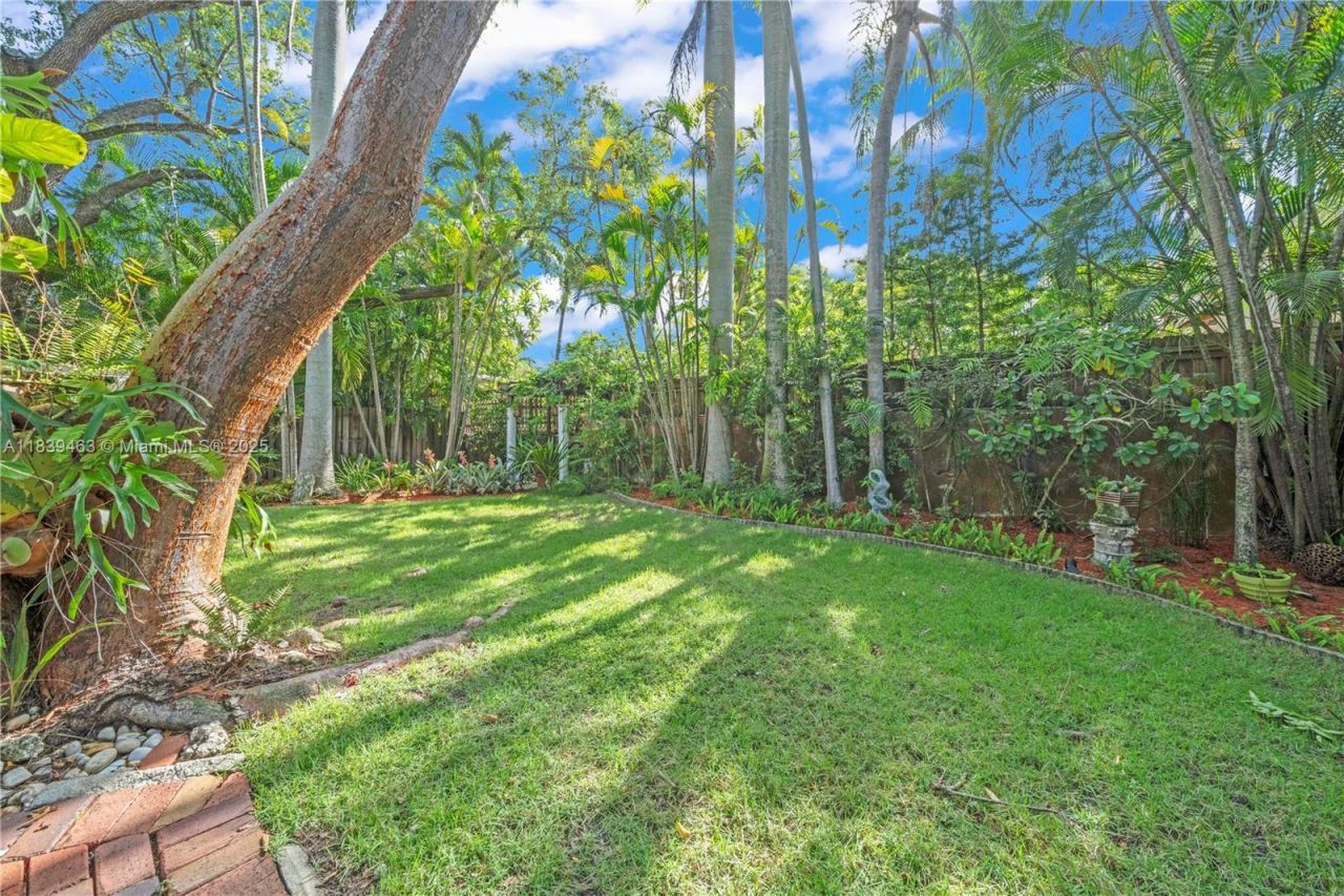 2665 SW 17th Ave, Miami, FL 33133 Photo