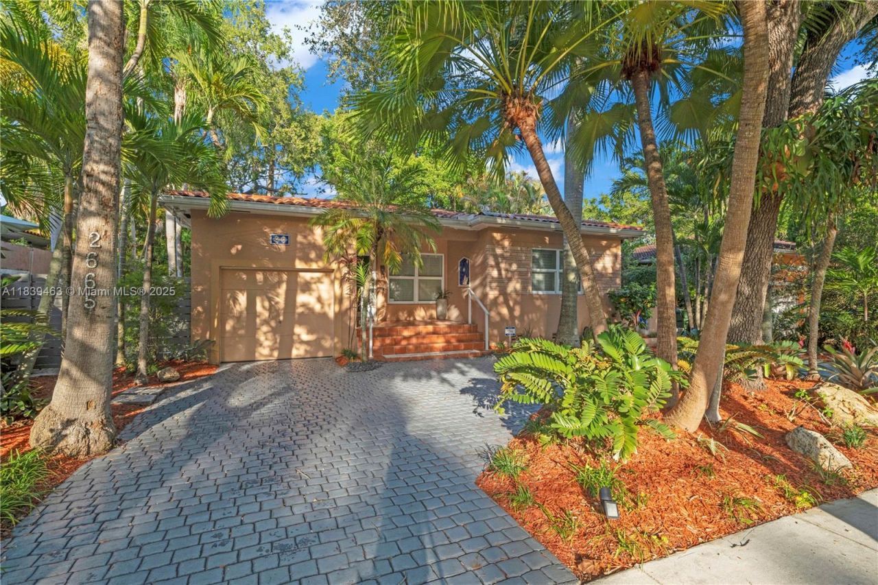 2665 SW 17th Ave, Miami, FL 33133 Photo