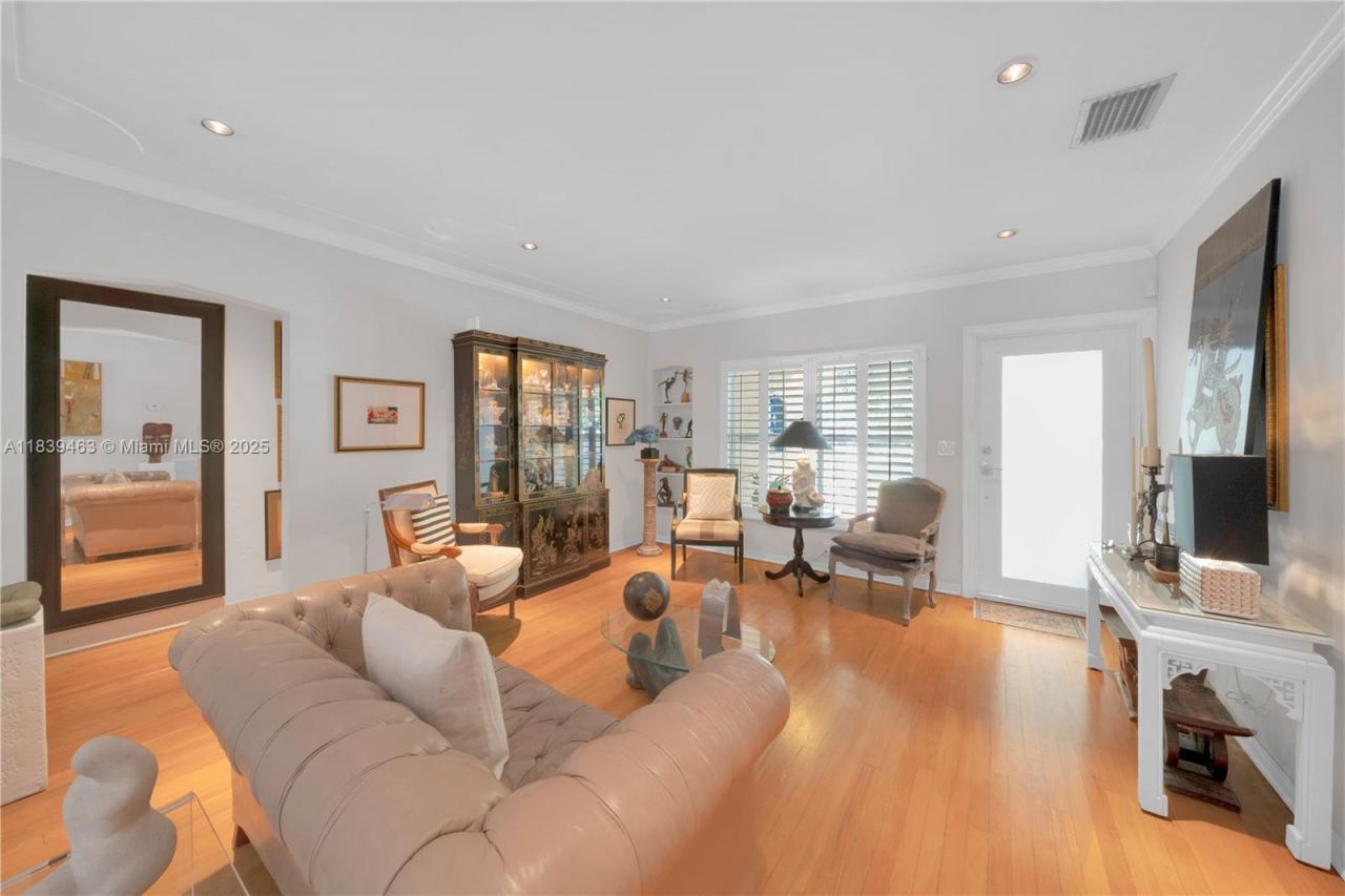 2665 SW 17th Ave, Miami, FL 33133 Photo