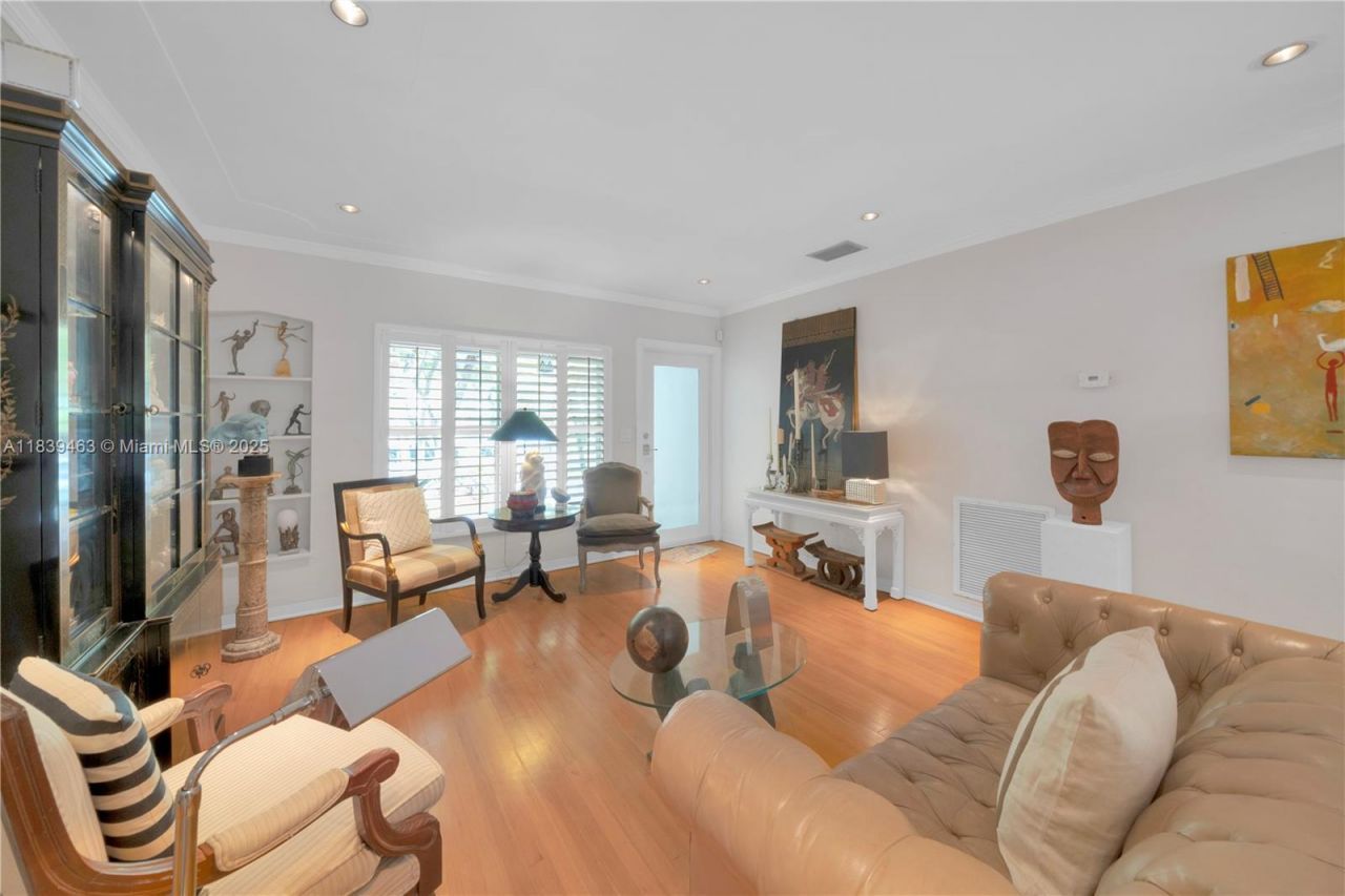 2665 SW 17th Ave, Miami, FL 33133 Photo