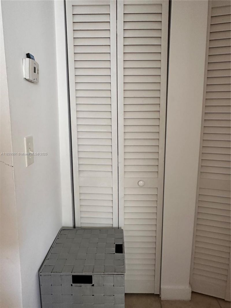 1100 NE 1st Ct, Unit 103, Hallandale Beach, FL 33009 Photo