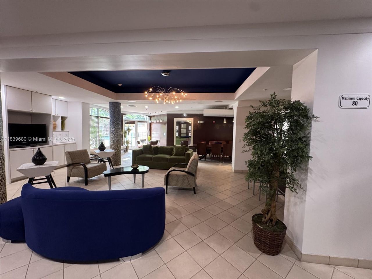 6001 SW 70th St, Unit 304, South Miami, FL 33143 Photo