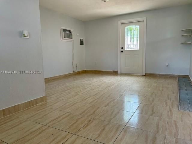 330 W 40th Pl, Hialeah, FL 33012 Photo
