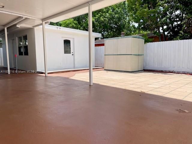 330 W 40th Pl, Hialeah, FL 33012 Photo