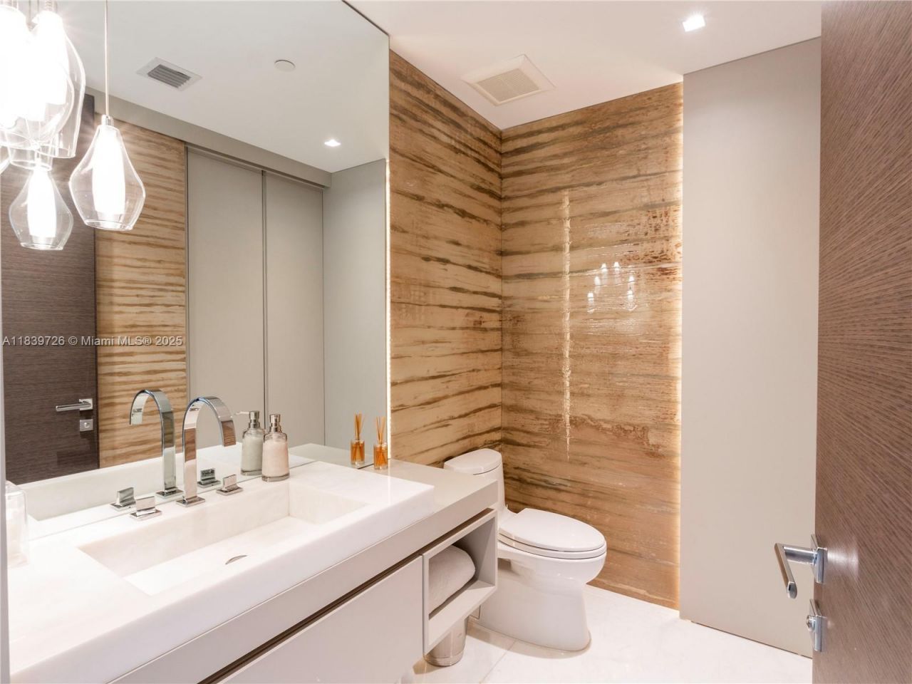 17475 Collins Ave, Unit 1001, Sunny Isles Beach, FL 33160 Photo