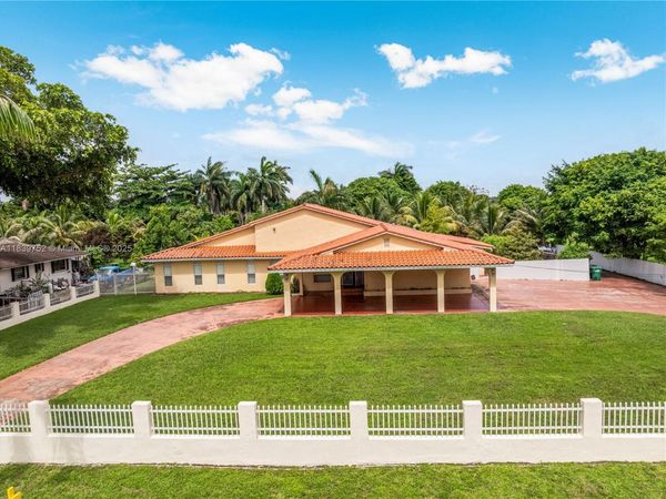 400 NW 128th Ave, Miami, FL 33182