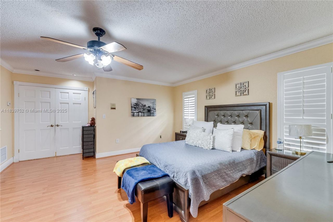 400 NW 128th Ave, Miami, FL 33182 Photo