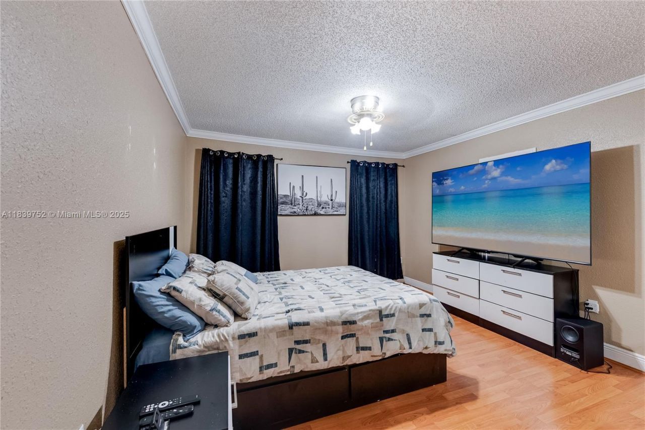 400 NW 128th Ave, Miami, FL 33182 Photo