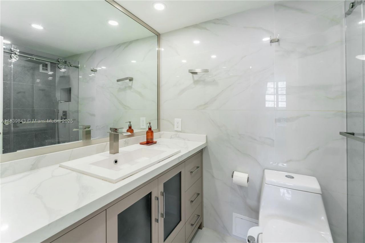 3901 S Ocean Dr, Unit 10C, Hollywood, FL 33019 Photo