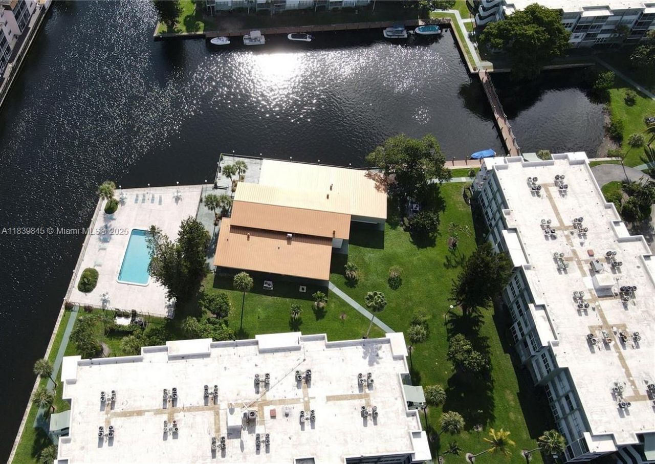 2731 Taft St, Unit 102, Hollywood, FL 33020 Photo