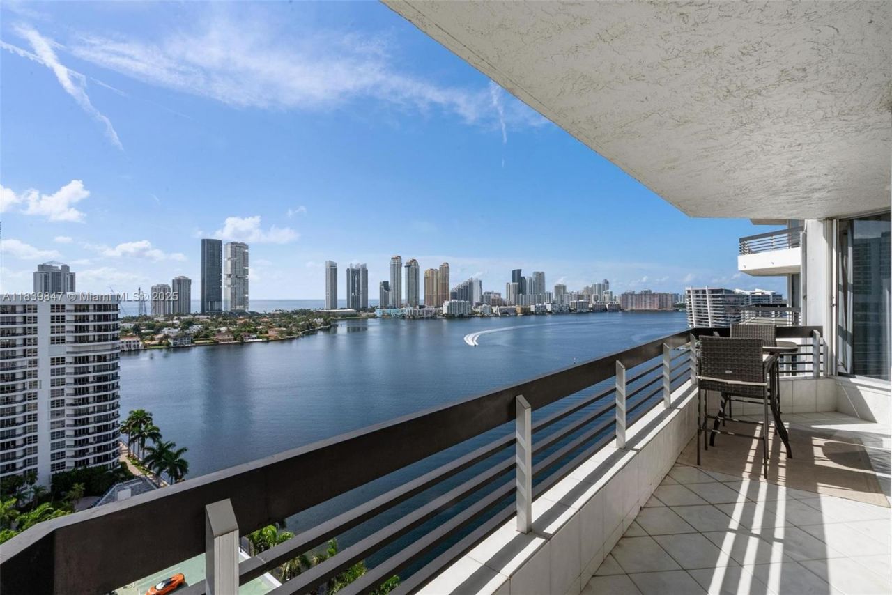 3530 Mystic Pointe Dr, Unit 2014, Aventura, FL 33180 Photo