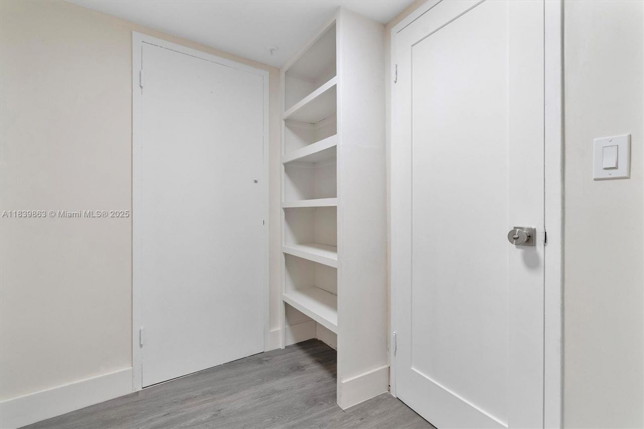 900 Bay Dr, Unit 718+Dock S, Miami Beach, FL 33141 Photo