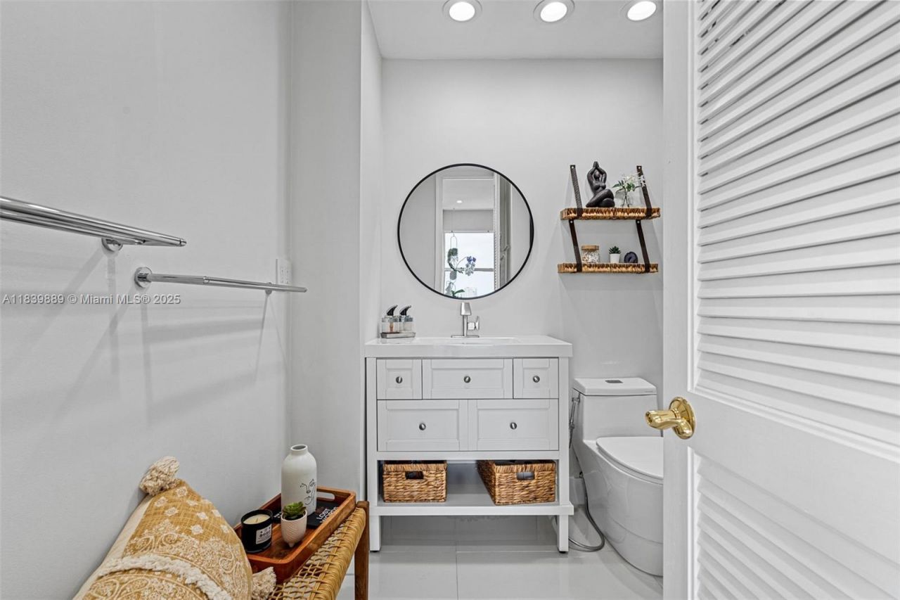 20379 W Country Club Dr, Unit PH38, Aventura, FL 33180 Photo