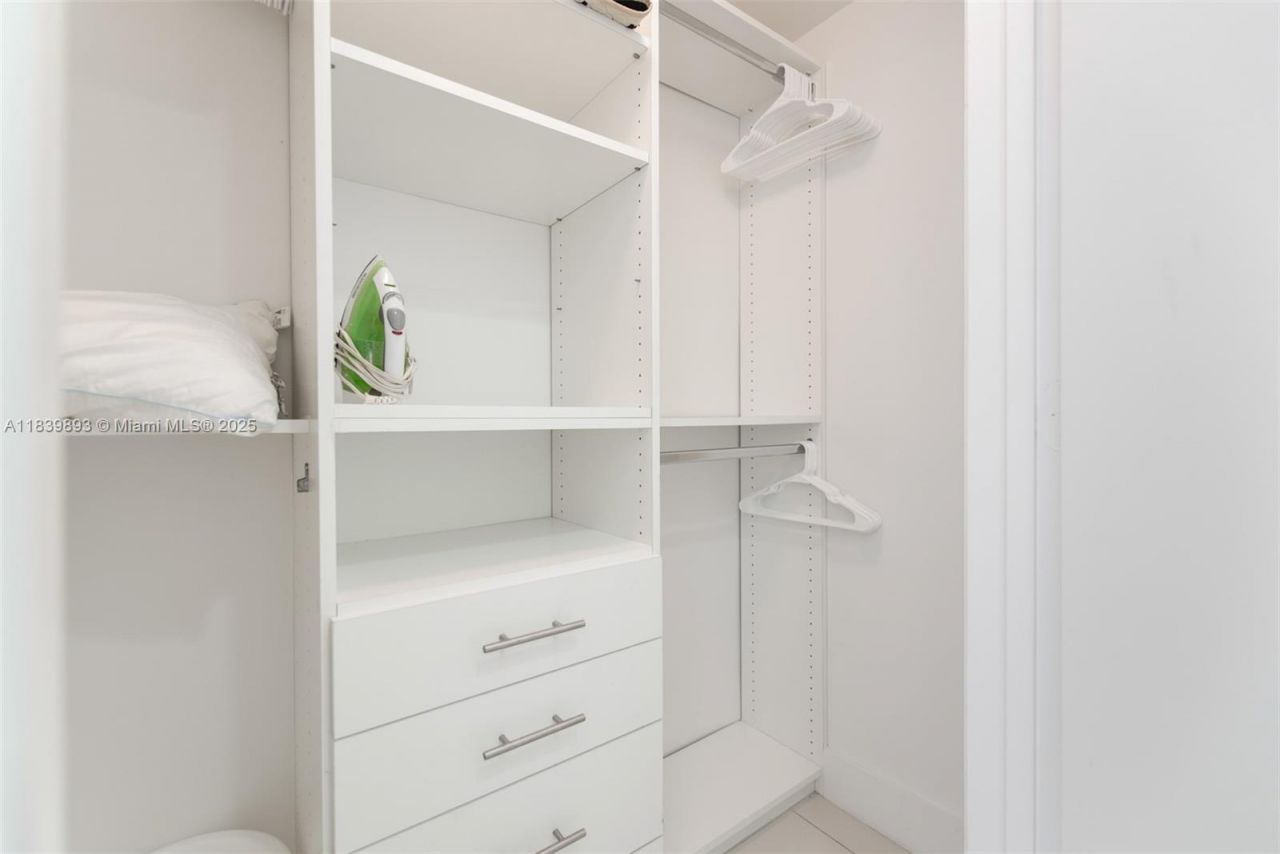 485 Brickell Ave, Unit 2908, Miami, FL 33131 Photo