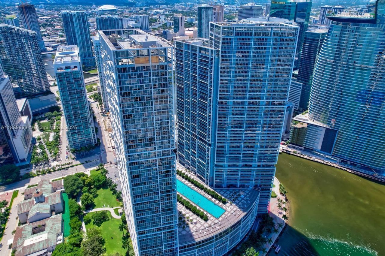 485 Brickell Ave, Unit 2908, Miami, FL 33131 Photo