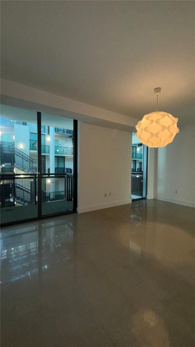 6000 Collins Ave, Unit 323, Miami Beach, FL 33140 Photo