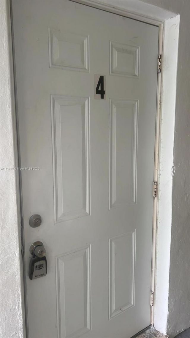 7230 NW 3rd St, Miami, FL 33126 Photo