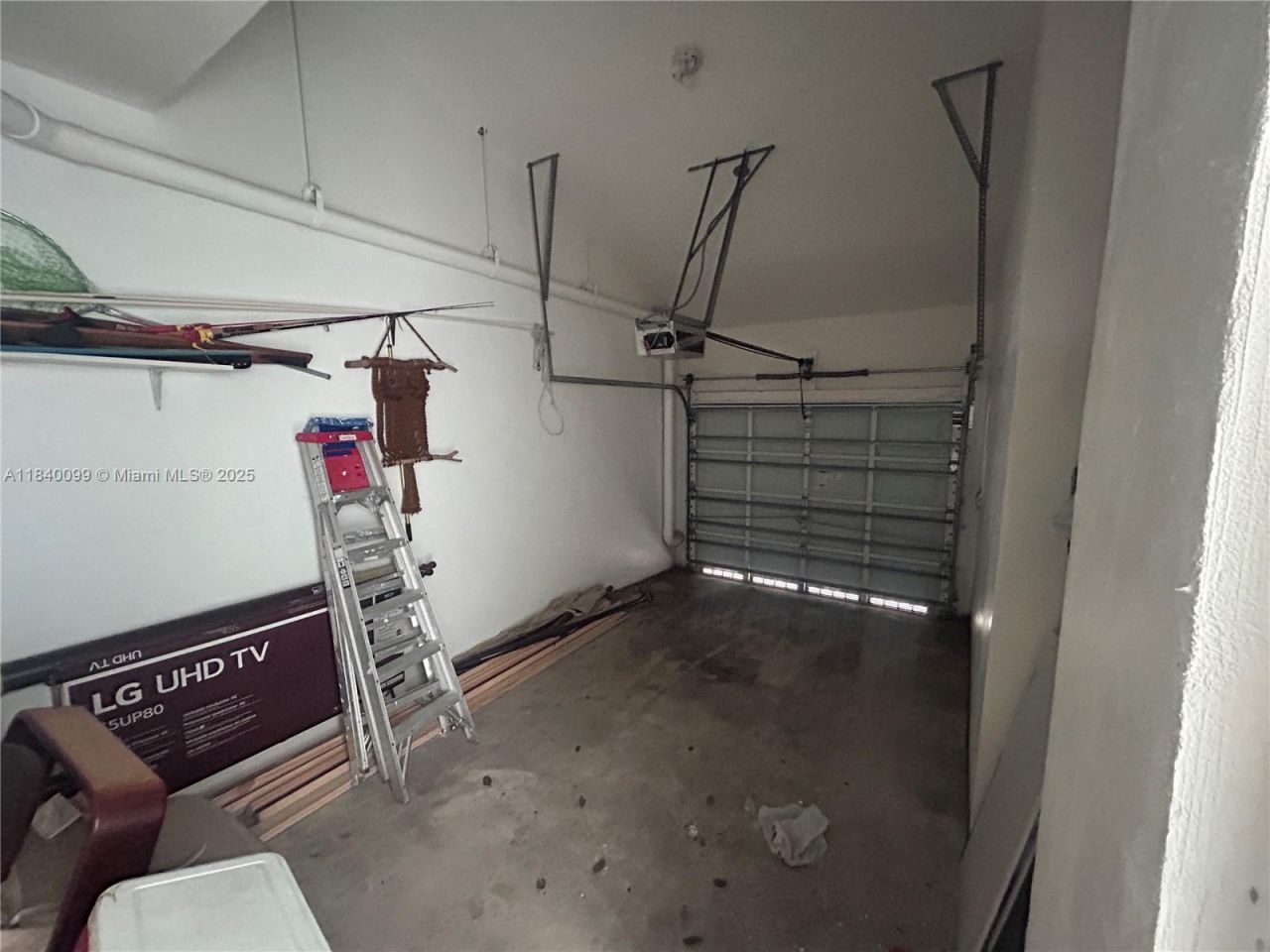 324 Poinciana Dr, Unit 906, Sunny Isles Beach, FL 33160 Photo