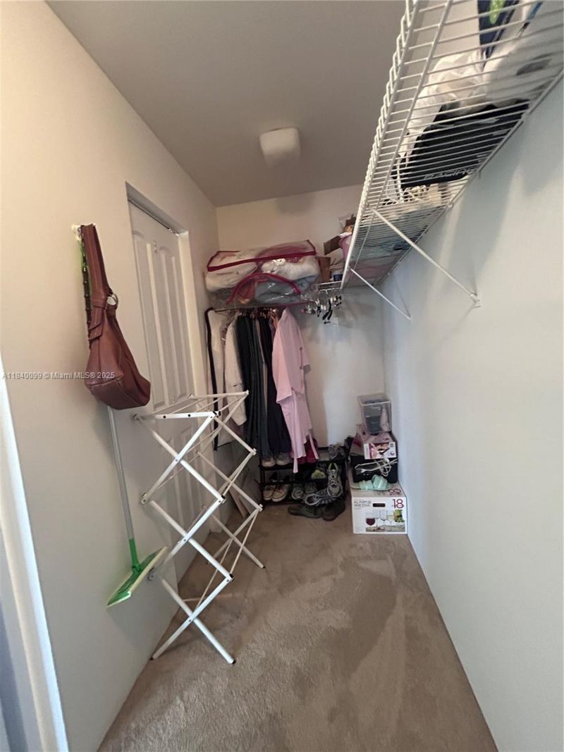 324 Poinciana Dr, Unit 906, Sunny Isles Beach, FL 33160 Photo