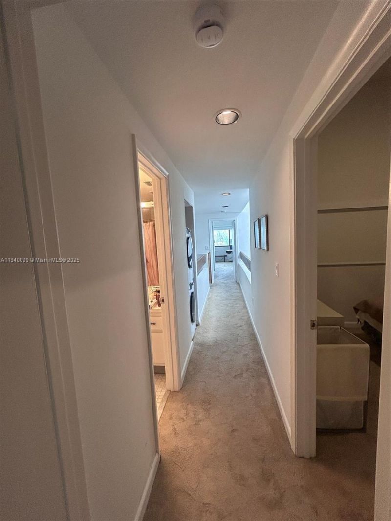 324 Poinciana Dr, Unit 906, Sunny Isles Beach, FL 33160 Photo