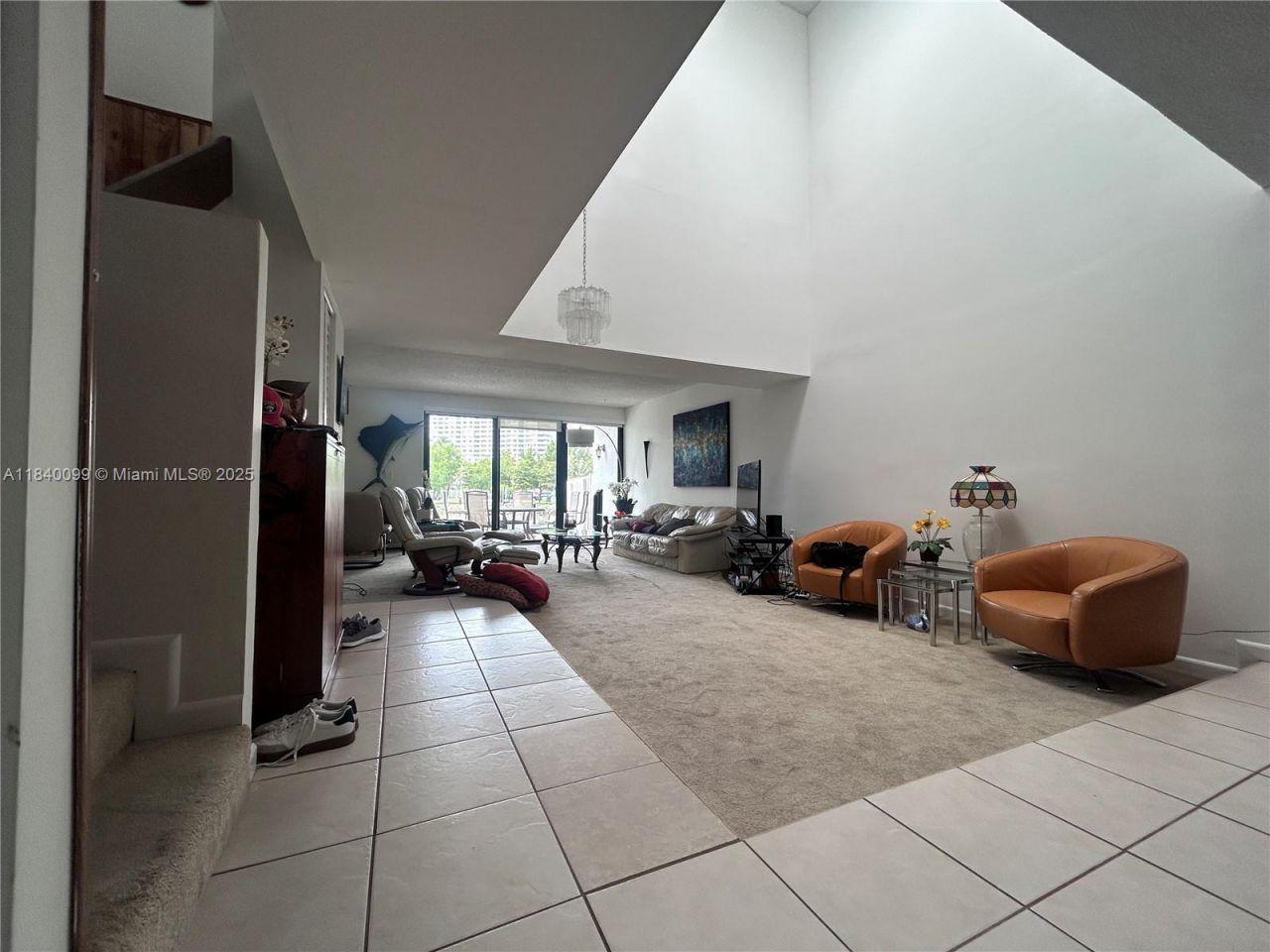 324 Poinciana Dr, Unit 906, Sunny Isles Beach, FL 33160 Photo