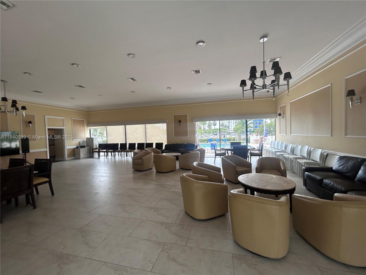 324 Poinciana Dr, Unit 906, Sunny Isles Beach, FL 33160 Photo