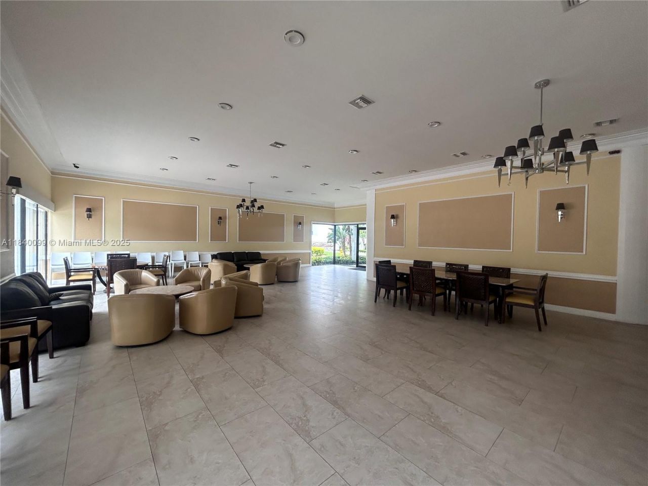324 Poinciana Dr, Unit 906, Sunny Isles Beach, FL 33160 Photo