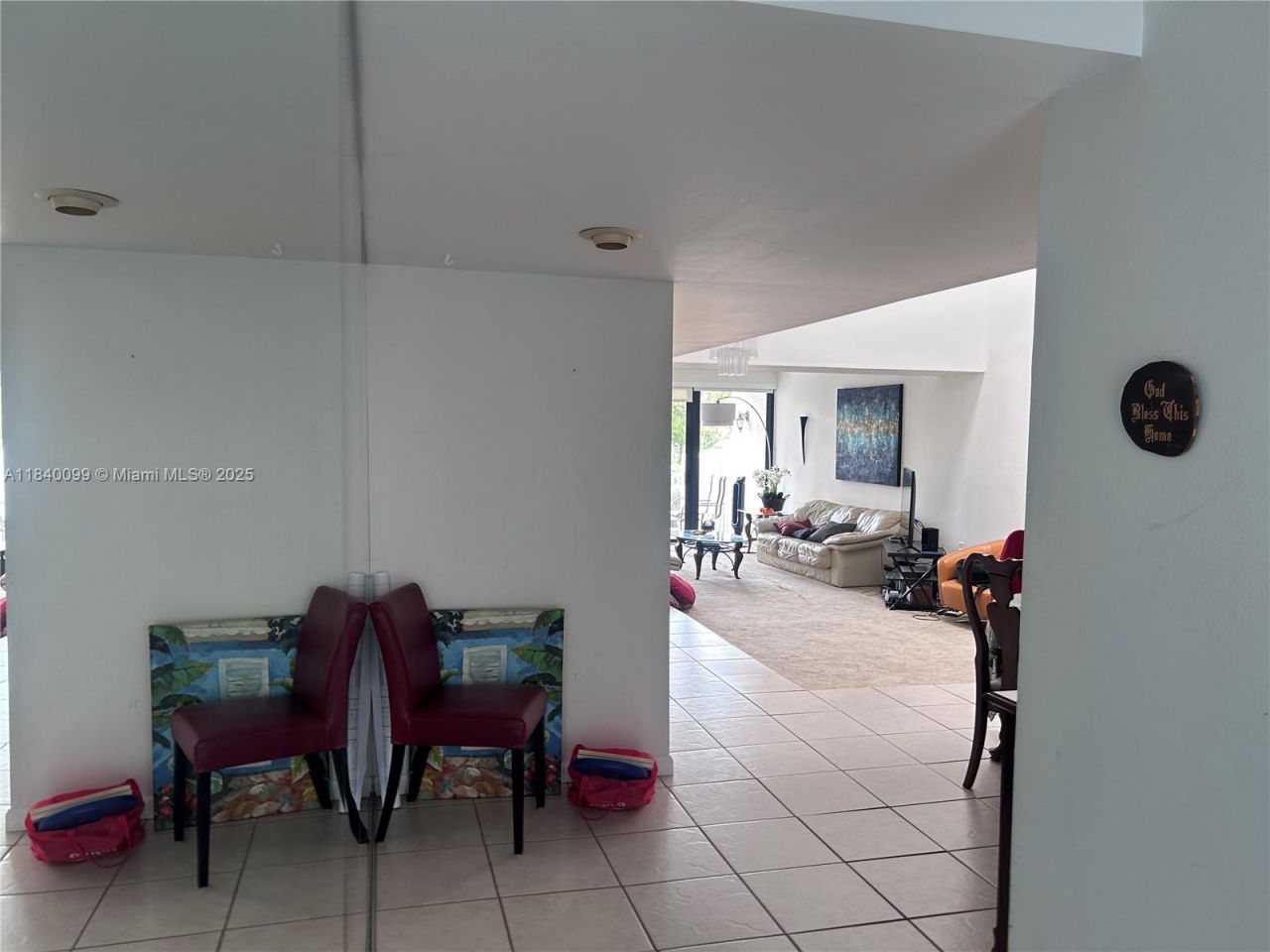 324 Poinciana Dr, Unit 906, Sunny Isles Beach, FL 33160 Photo