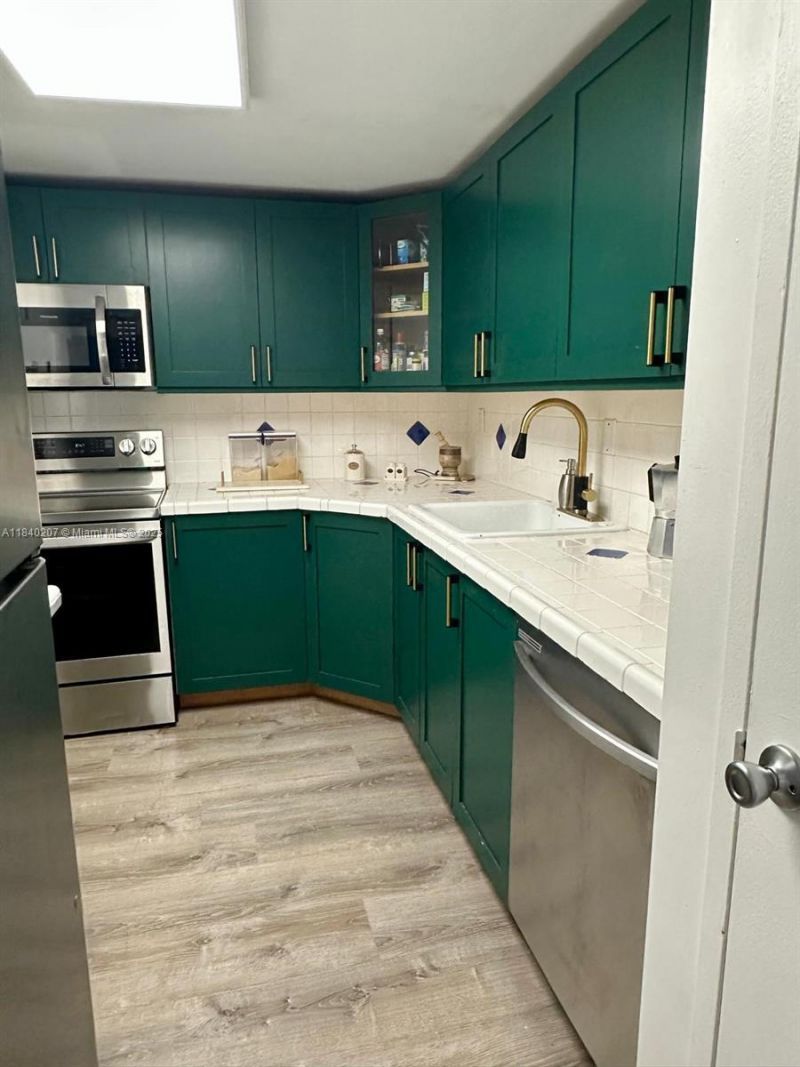 1865 79th St Cswy, Unit 16E, North Bay Village, FL 33141 Photo