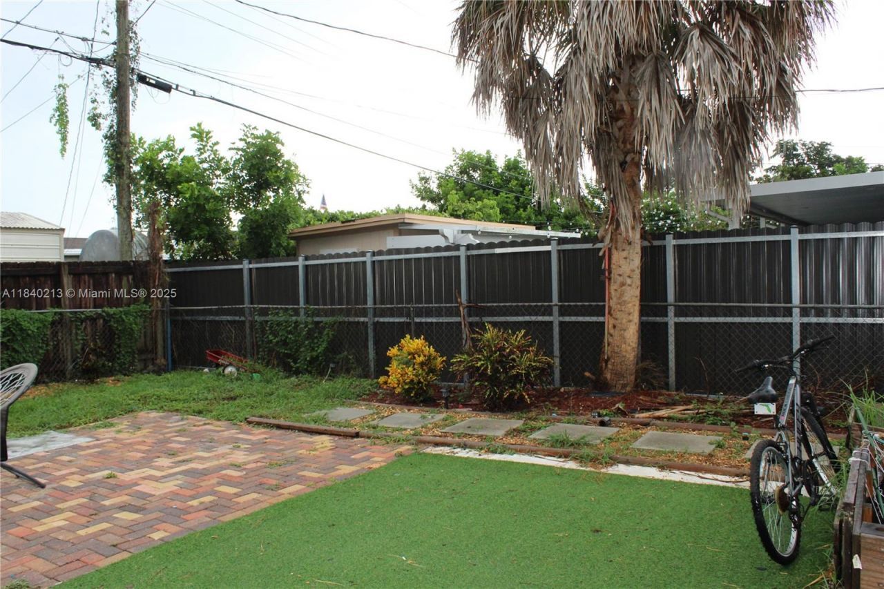 Please Call For Address, Hollywood, FL 33024 Photo