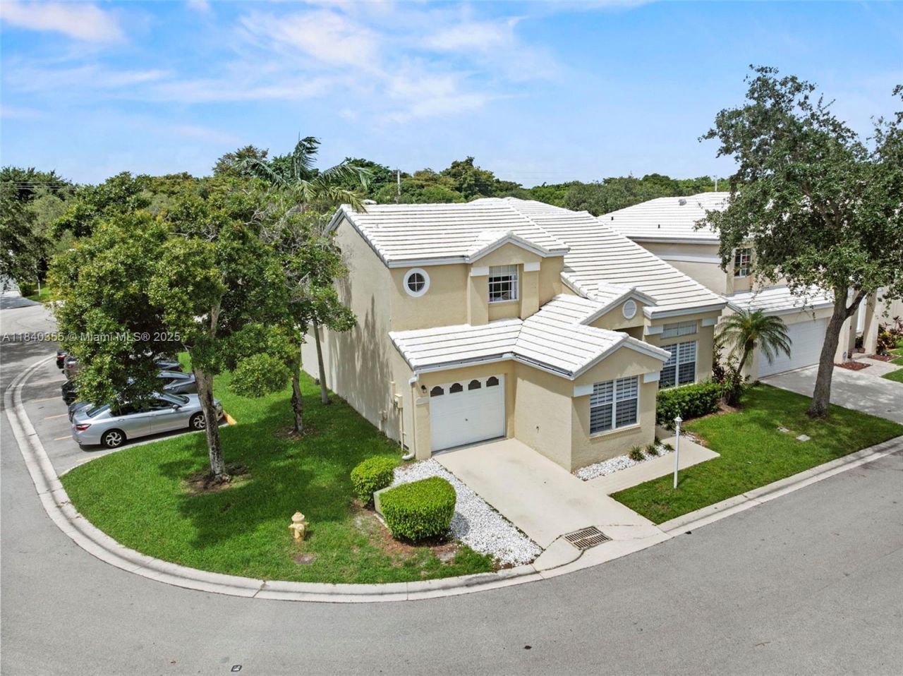 9384 NW 8th Cir, Plantation, FL 33324 Photo