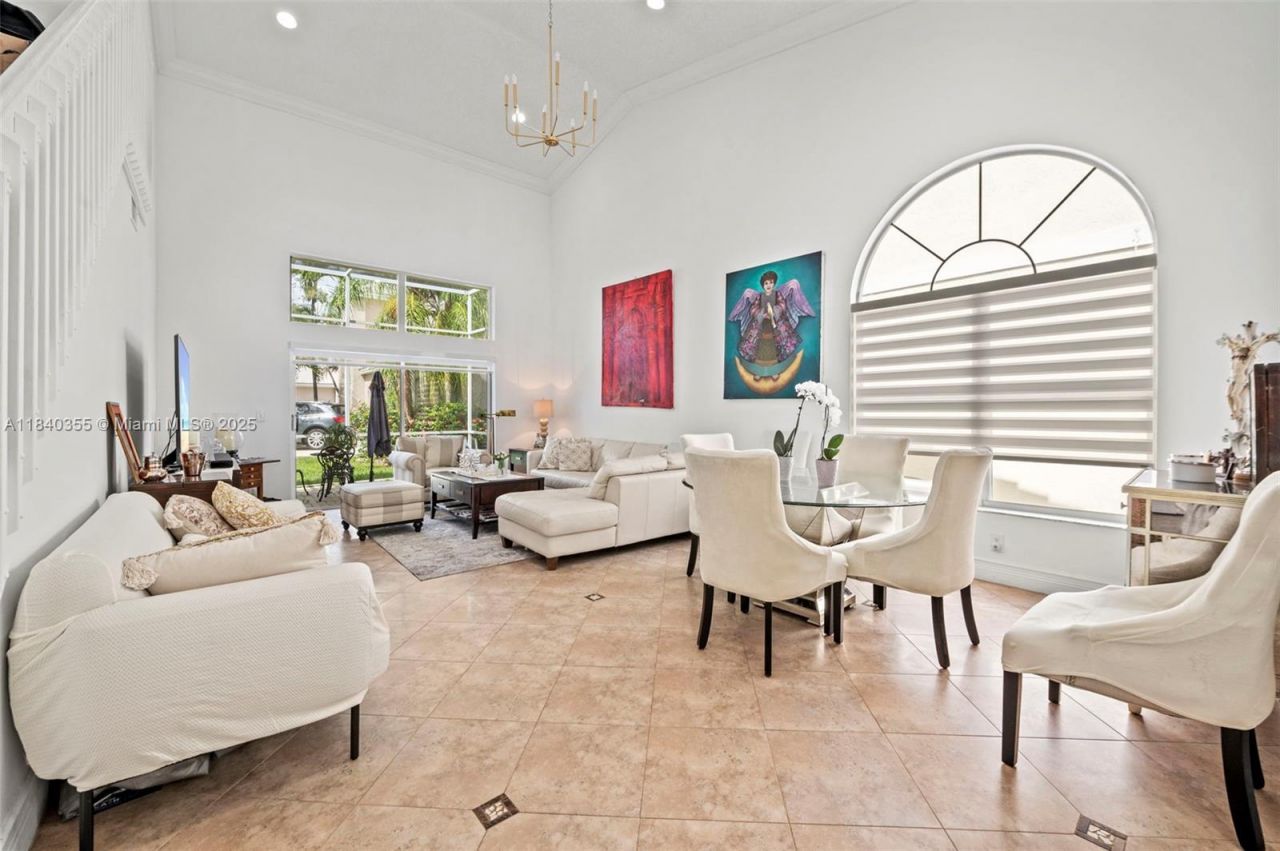 9384 NW 8th Cir, Plantation, FL 33324 Photo