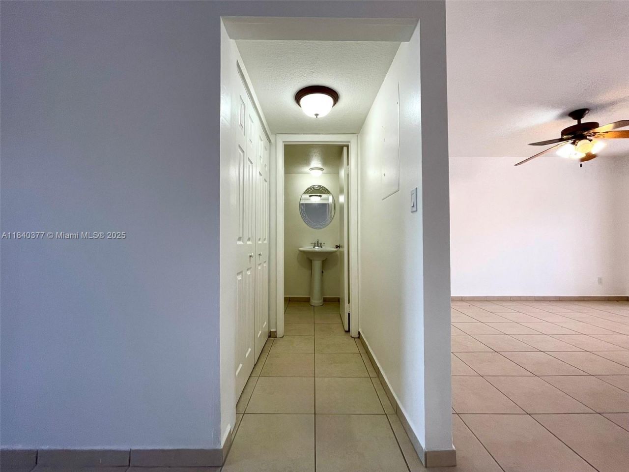 1725 SW 131st Place Cir S, Miami, FL 33175 Photo