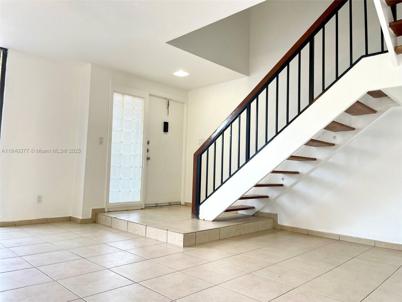 1725 SW 131st Place Cir S, Miami, FL 33175 Photo